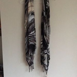 Apt 9 scarf